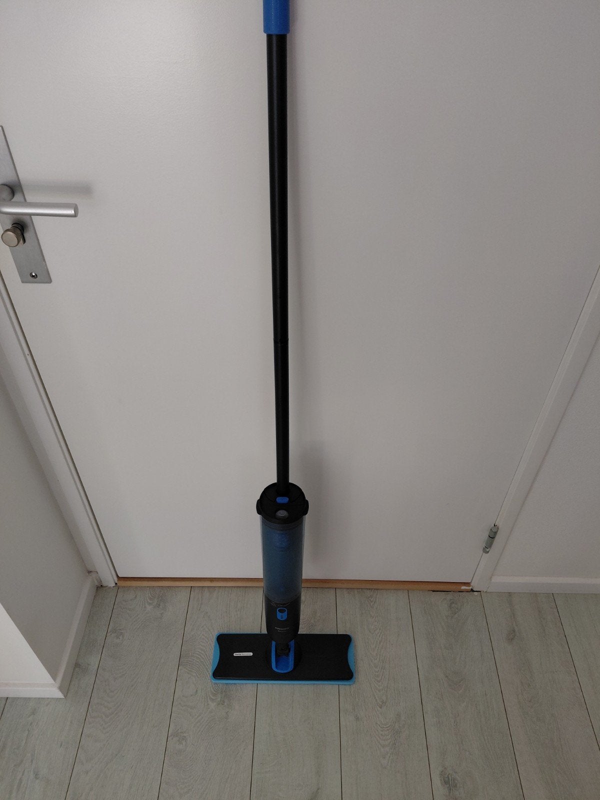 Philips OneUp Elektrische Dweil 3000 series XV3101/01, Ophalen