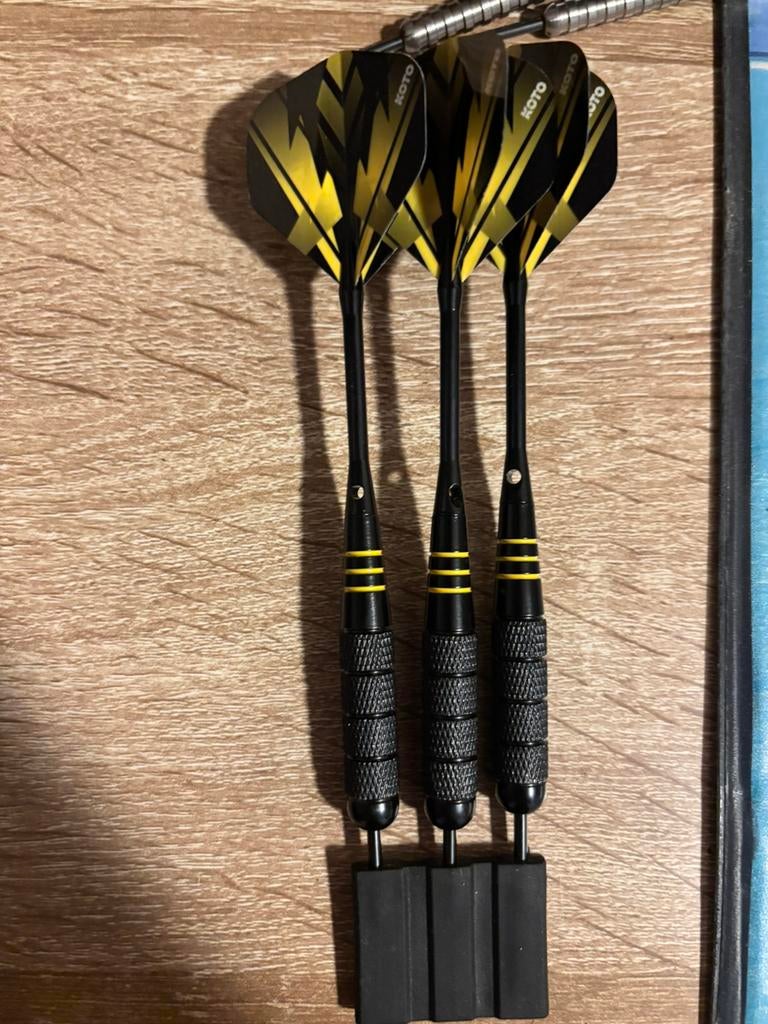 23 gram koto dartpijlen, Ophalen, Zo goed als nieuw, Pijlen