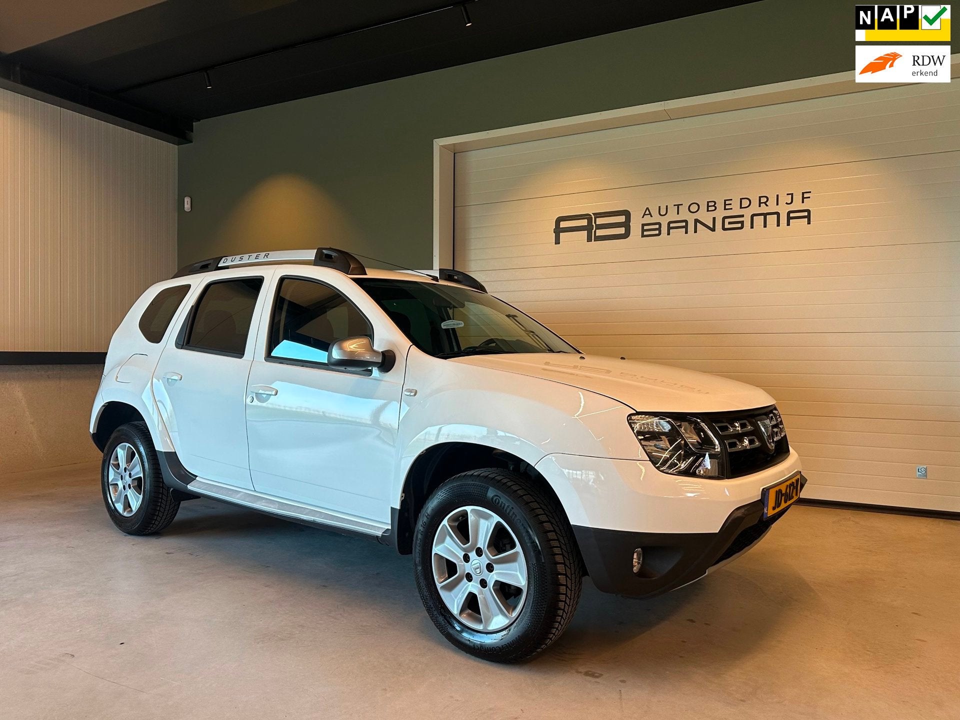 Dacia Duster 1.2 TCe 4x2 Lauréate/AIRCO/CRUISE CONTROL/ISOF, Auto's, Voorwielaandrijving, Gebruikt, 4 cilinders, 635 kg