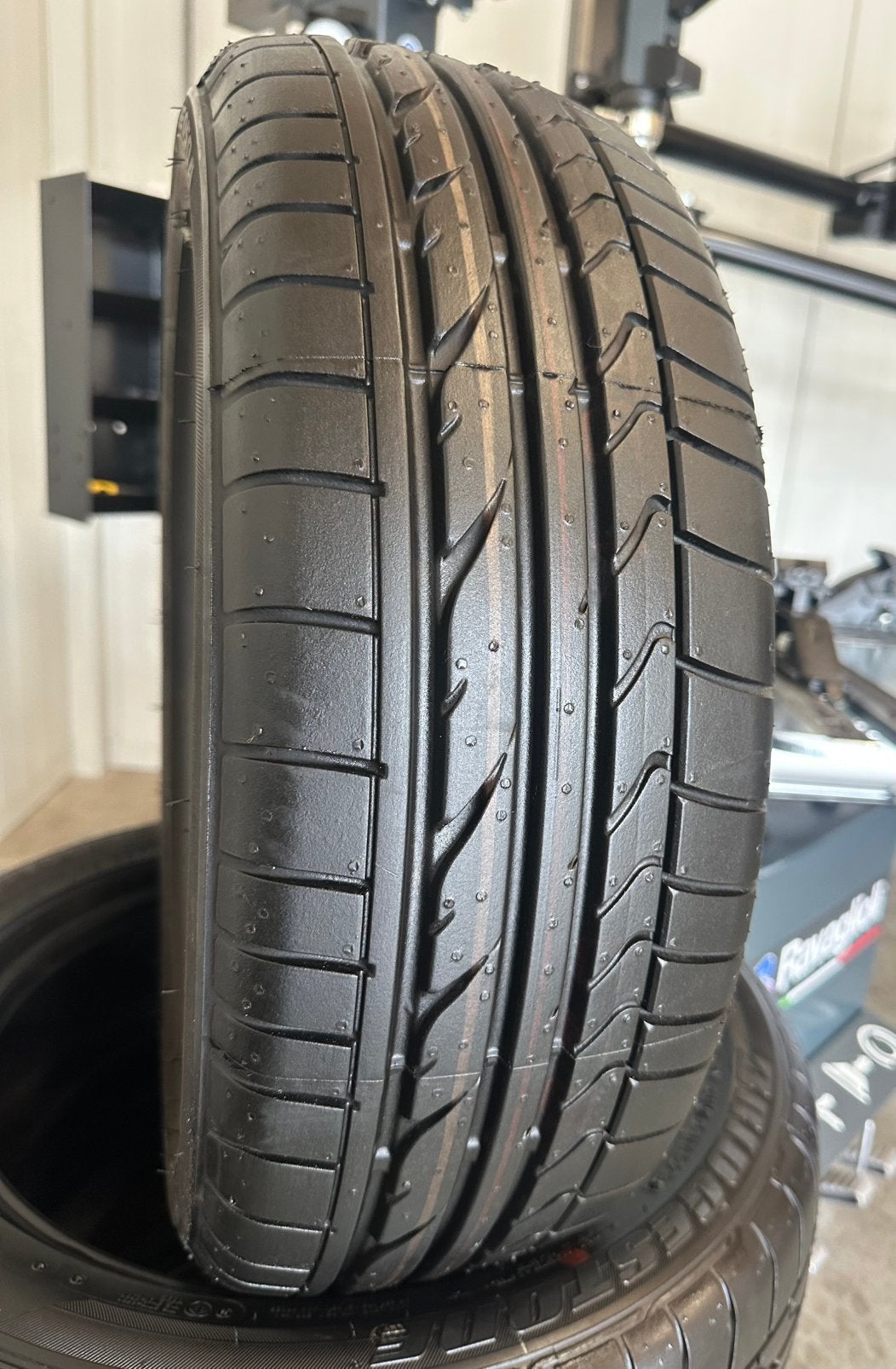 4 Stuks Bridgestone 175 55 15 Zomerbanden Inclusief Montage, Auto-onderdelen, Banden en Velgen, 15 inch, 175 mm, 175/55 R15, Nieuw