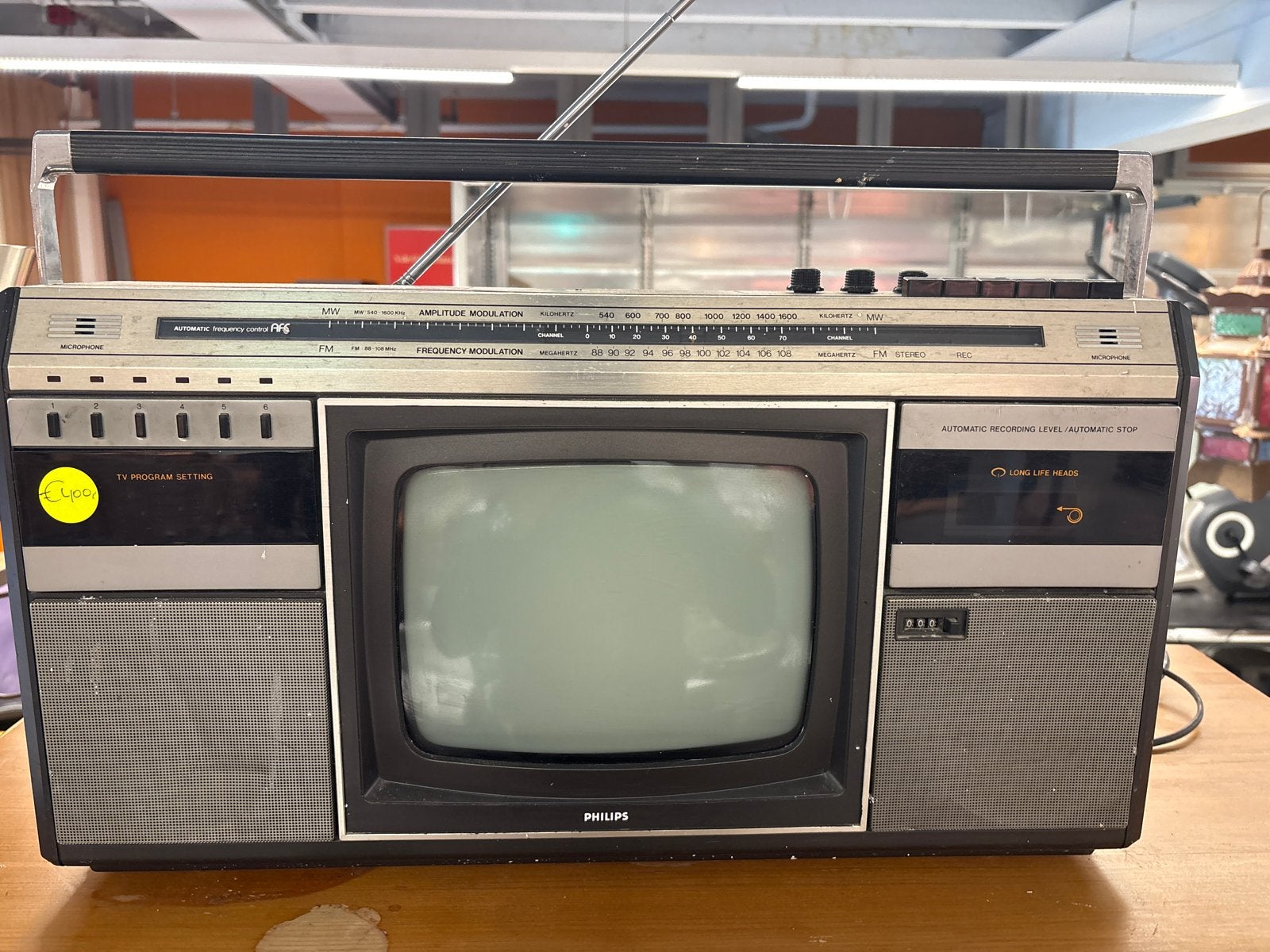 Philips Combi TC-10 Draagbare TV Radio Recorder, Ophalen, Gebruikt, Minder dan 40 cm, Philips