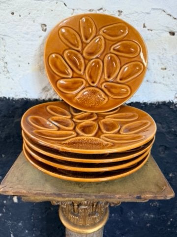 Set 5 vintage franse mosselborden oker bruin, Huis en Inrichting, Keuken | Servies, Ophalen of Verzenden, Gebruikt, Aardewerk