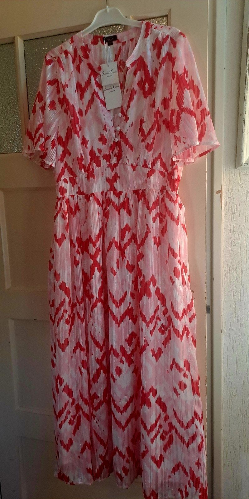 Nieuwe Smashed Lemon jurk cyclaam/wit, maat 42/44 (L), Kleding | Dames, Ophalen of Verzenden, Nieuw, Maat 42/44 (L), Rood