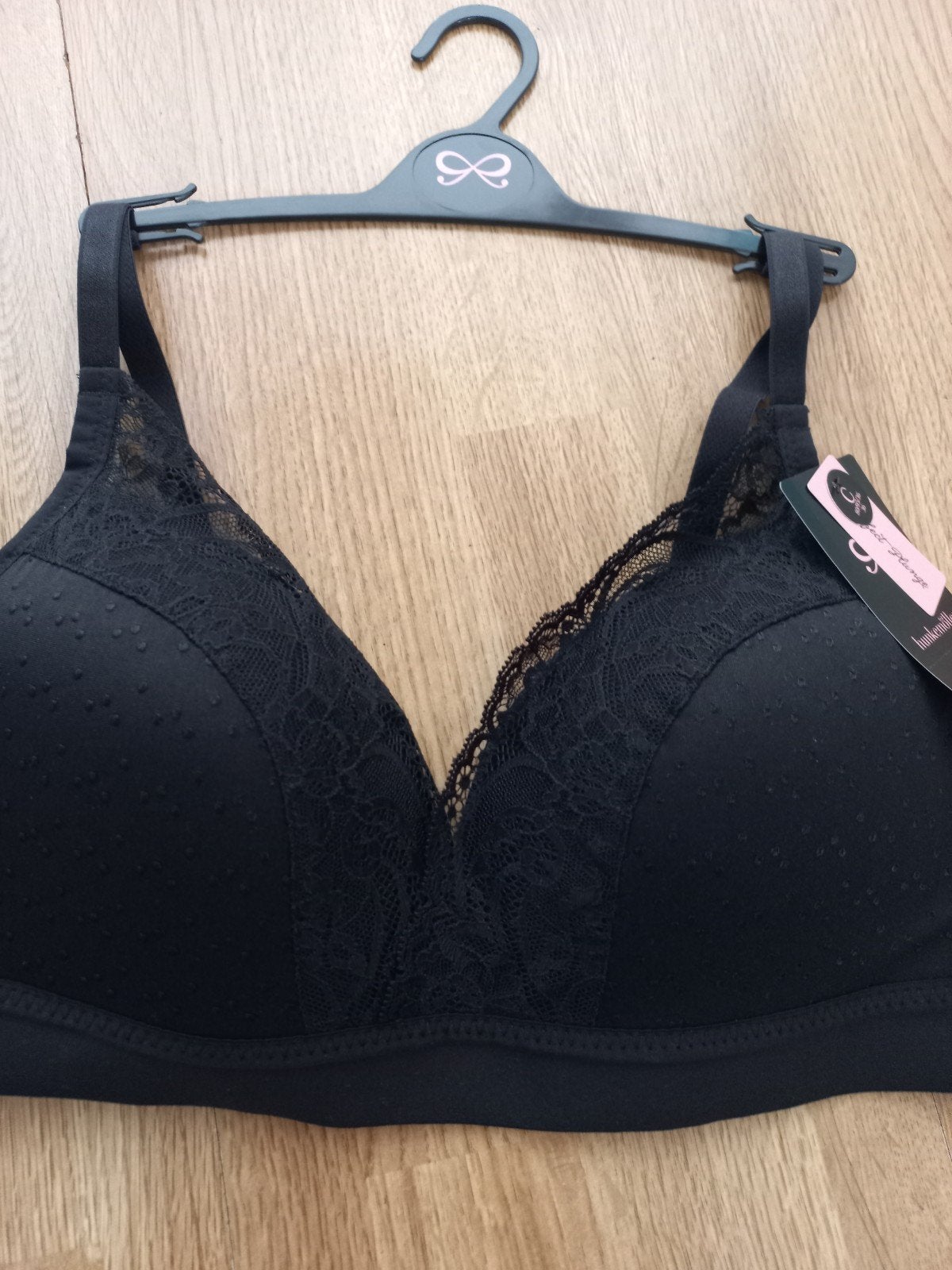 Hunkemoller BH maat 80C, Kleding | Dames, Ondergoed en Lingerie, Ophalen of Verzenden, Zwart, BH