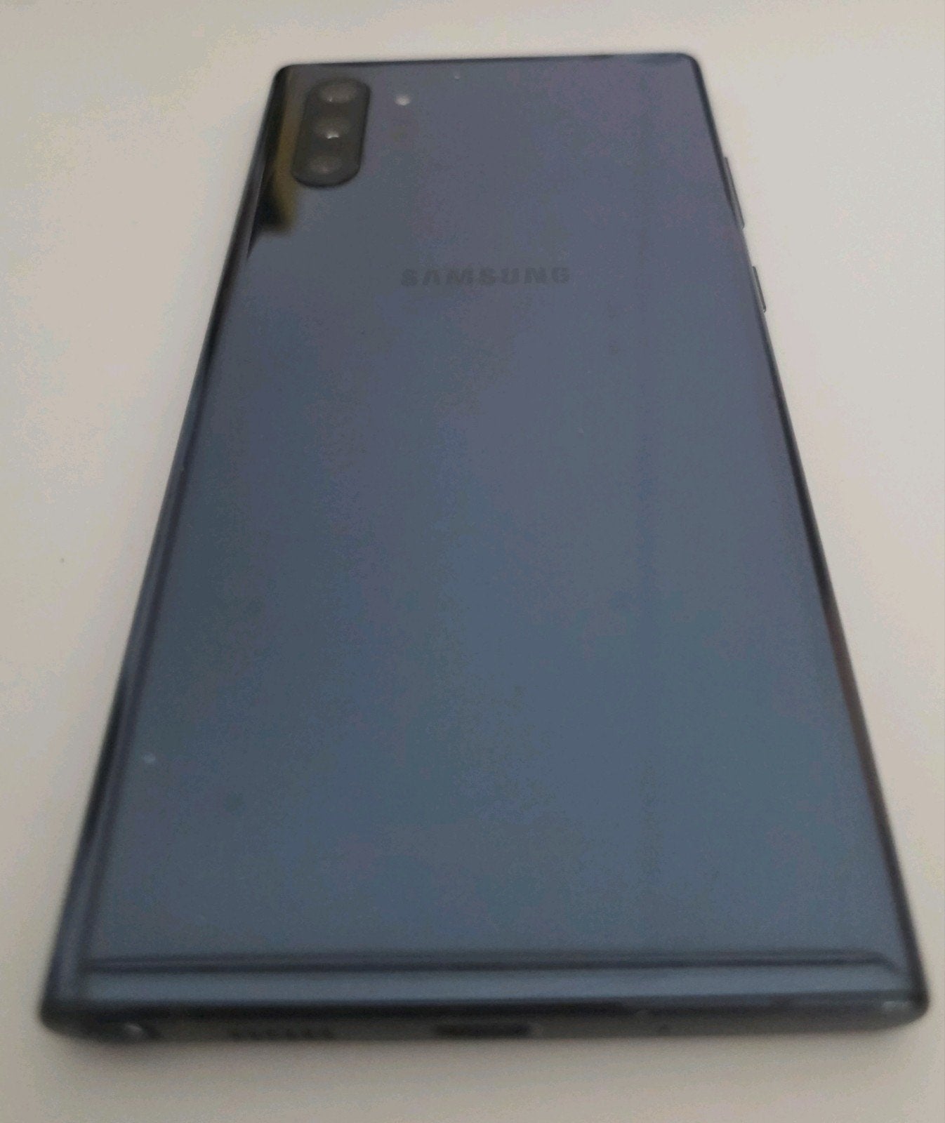 Foto 3 van Samsung Galaxy Note 10+ met stylus en hoesje