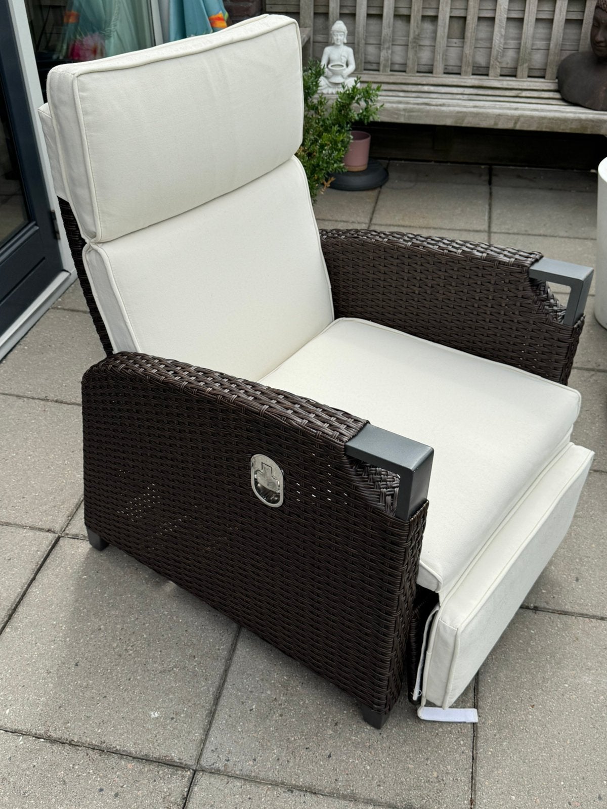 Ruime relax stoel met verstelbare rug en voetensteun, Ophalen, Zo goed als nieuw, Wicker