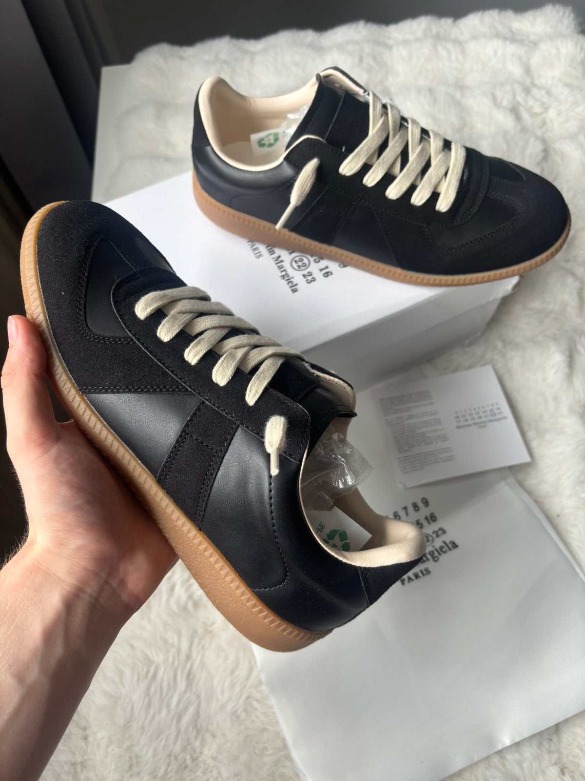 Maison Margiela Replica GATs Black / Gum Sole Sneakers, Zwart, Nieuw, Ophalen of Verzenden, Sneakers of Gympen