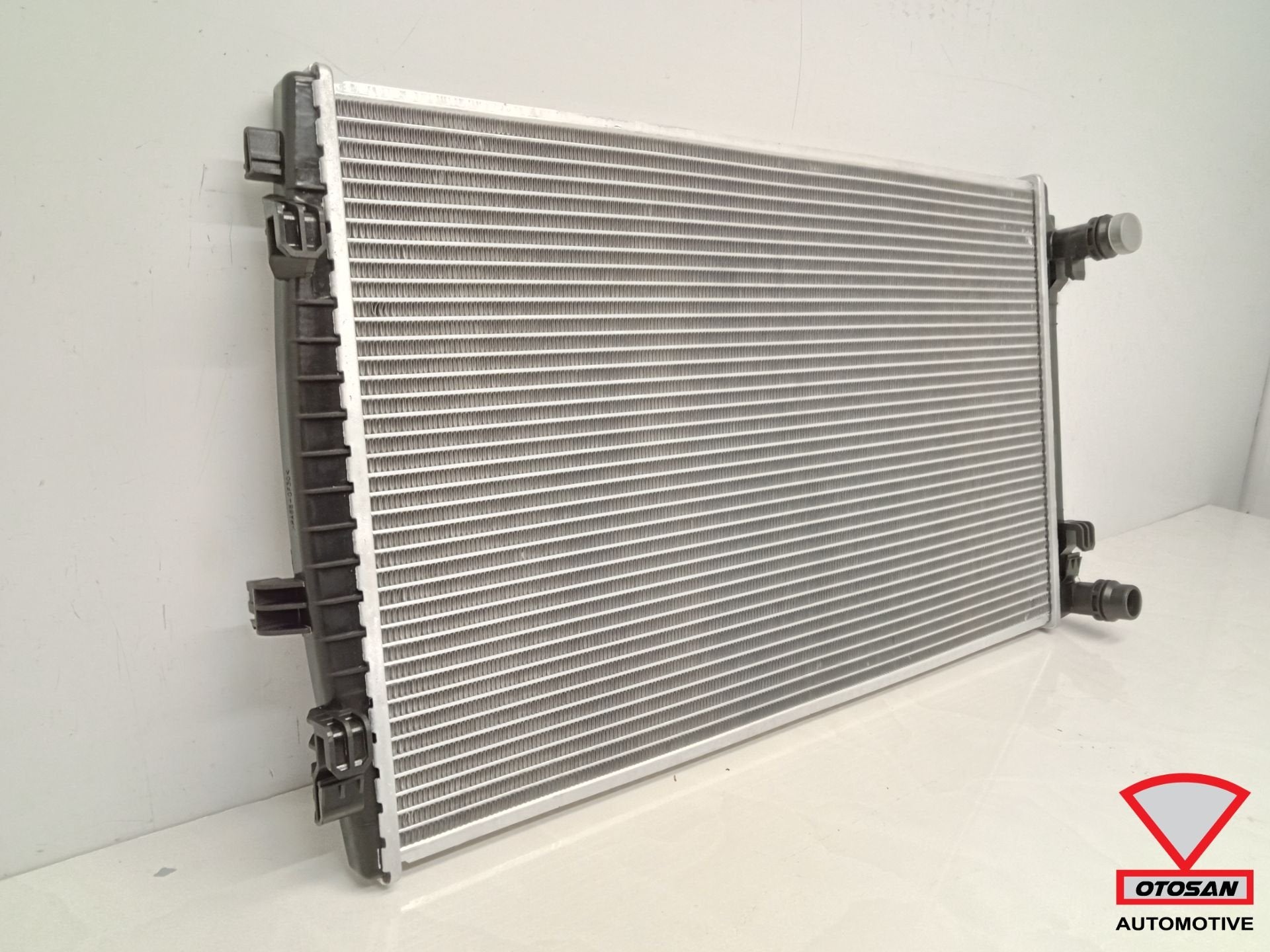 VW AUDI SEAT SKODA 5Q0121251 GQ GD GK ER EM Radiateur Radiat, Gebruikt, Volkswagen, Volkswagen AG, Berliner Ring 2
38440  Wolfsburg, DE
