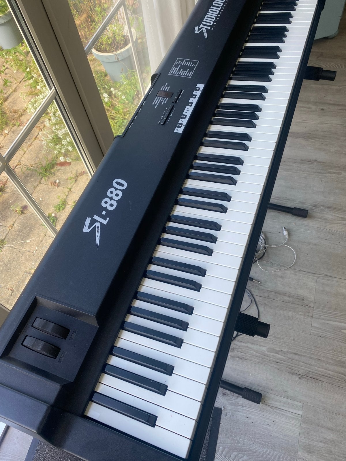 Studiologic SL-880 MIDI Master Keyboard - Gewogen toesten, Muziek en Instrumenten, Keyboards, Gebruikt, 88 toetsen, Midi-aansluiting