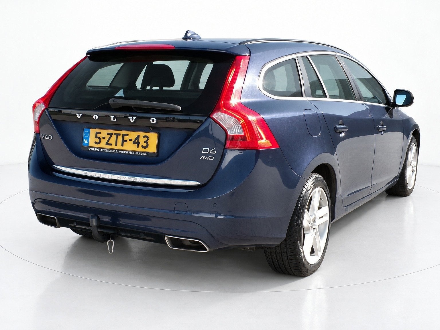 Volvo V60 2.4 D6 AWD Plug-In Hybrid Momentum|Navi|Cruise|CAM, Auto's, Automaat, Stof, Blauw, Automatische klimaatregeling