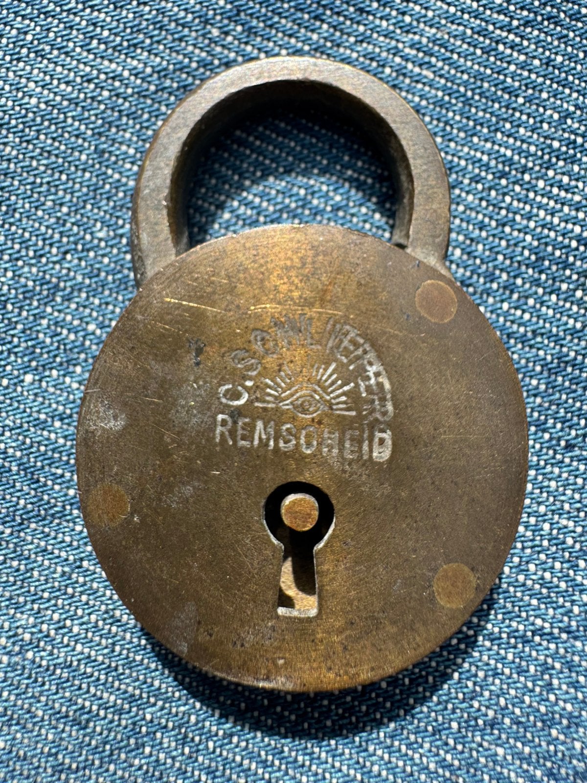 messing hangslot Carl Schlieper Remscheid ("Eye Brand"), Antiek en Kunst, Ophalen of Verzenden