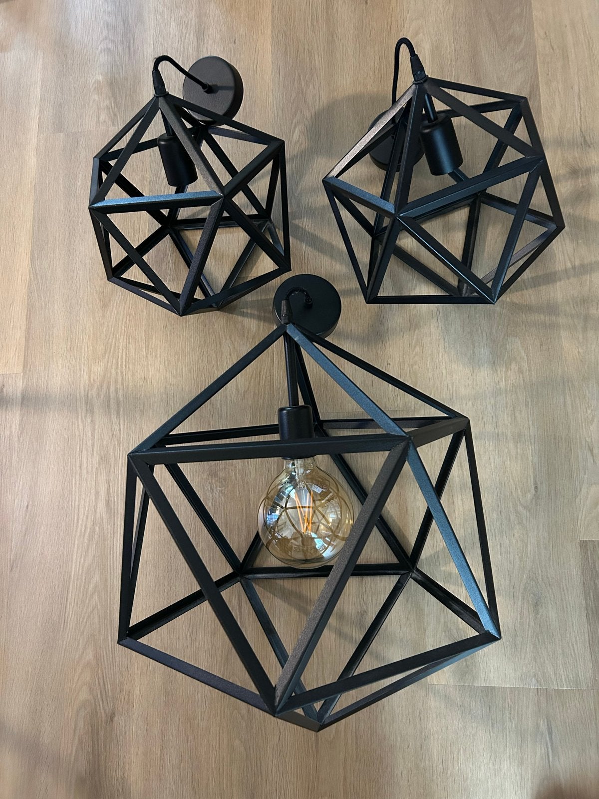 Set 3 zwarte geometrische hanglampen (2x middel, 1x groot), Ophalen, Zo goed als nieuw, Metaal, E27 (groot)