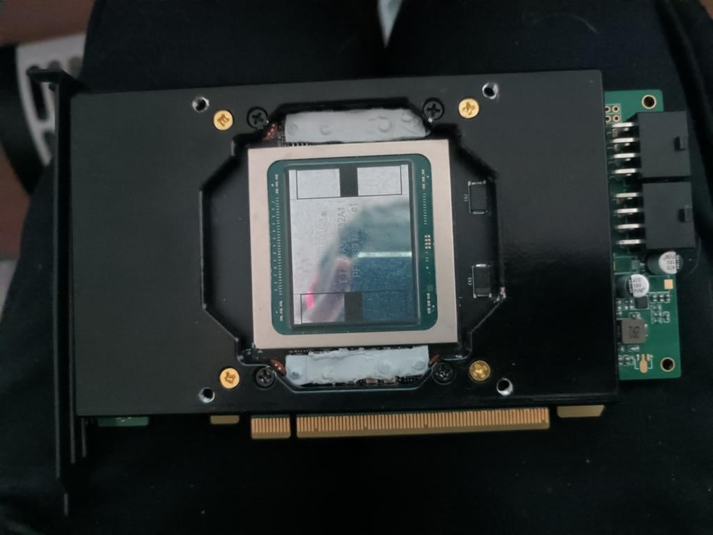 NVIDIA V100 16GB HBM2 GPU (LGA1700), PCI-Express 3, Overige soorten, Refurbished, Ophalen of Verzenden