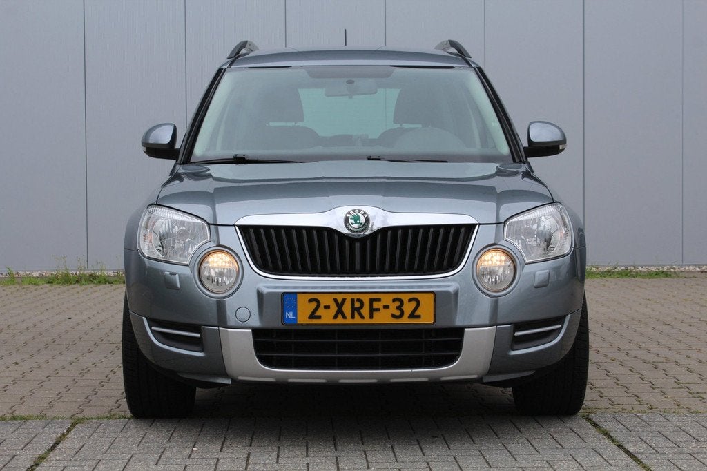 Skoda Yeti 1.2 TSI Ambition | Automaat | Stoelverwarming | N, Auto's, Skoda, Euro 5, Gebruikt, 680 kg, 4 cilinders