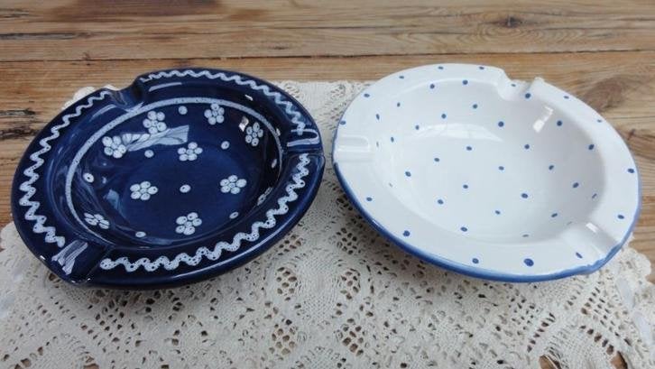 SALE 2 Vintage Oostenrijkse GMundner asbakken blauw /wit, Ophalen of Verzenden