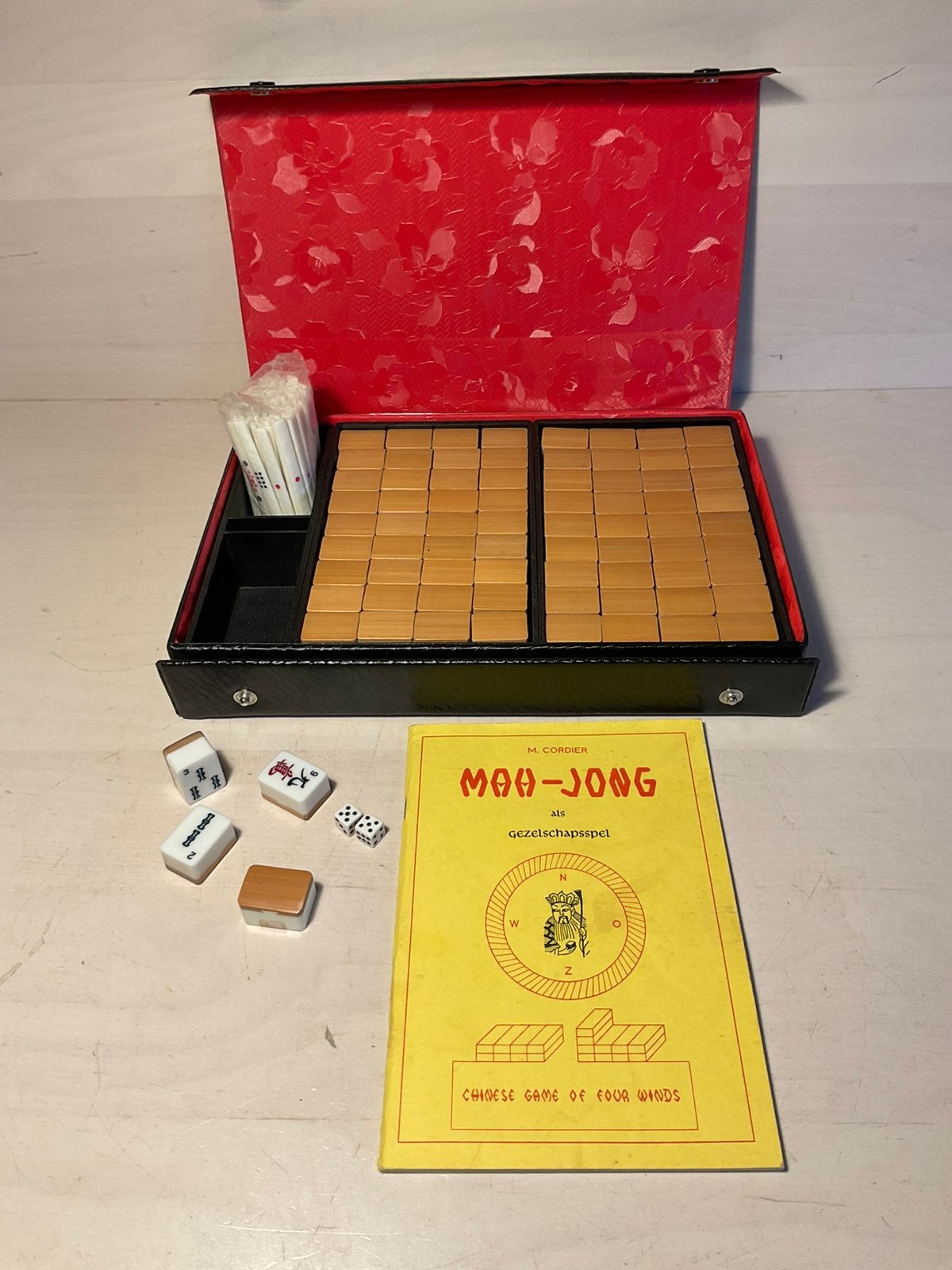 Mahjong compleet vintage mahjongset, Ophalen of Verzenden, Zo goed als nieuw