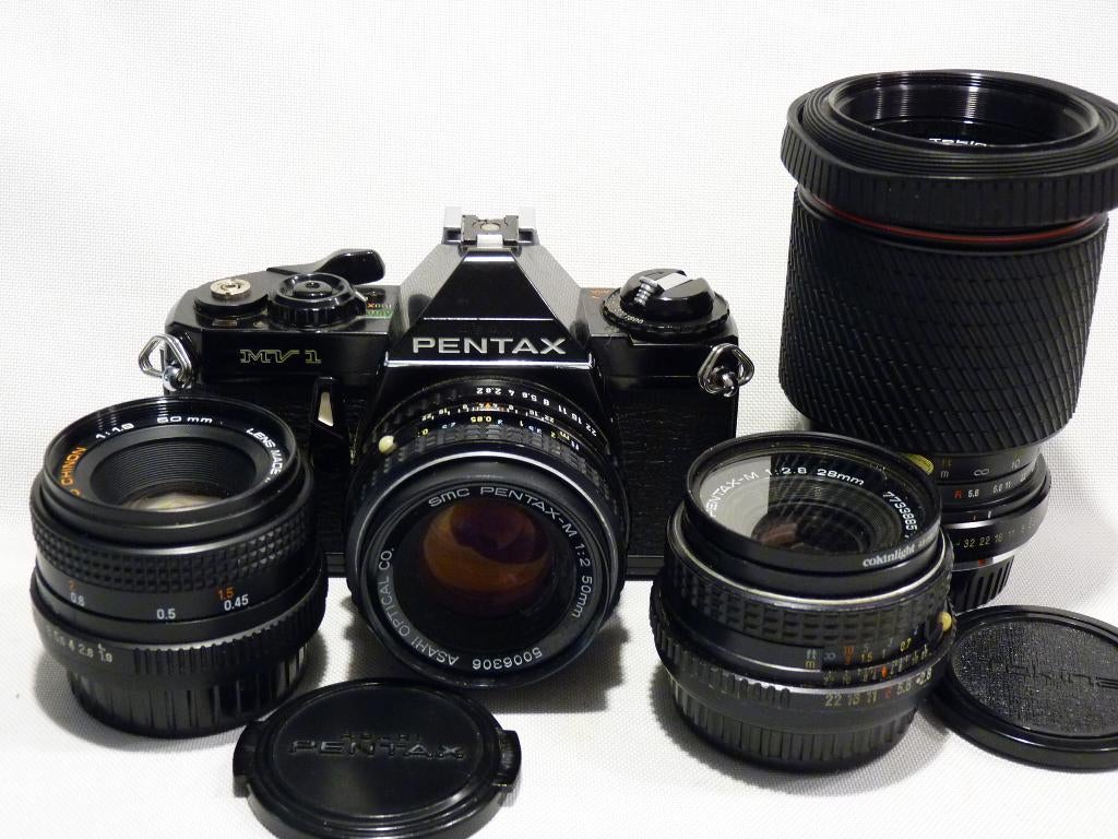Pentax MV-1, Pentax-M 2.0/50 mm, 2.8/28, 1.9/50, 70-210mm, Audio, Tv en Foto, Fotocamera's Analoog, Ophalen of Verzenden, Zo goed als nieuw