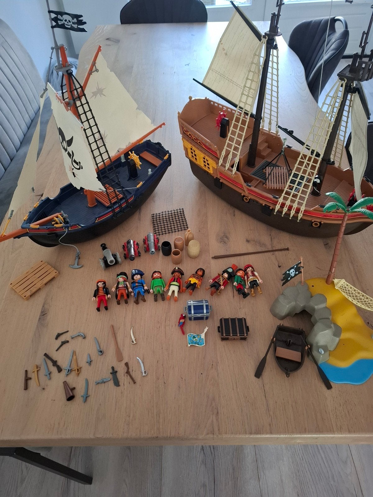 Grote Playmobil Piratenset met 2 boten en veel accessoires, Ophalen, Gebruikt