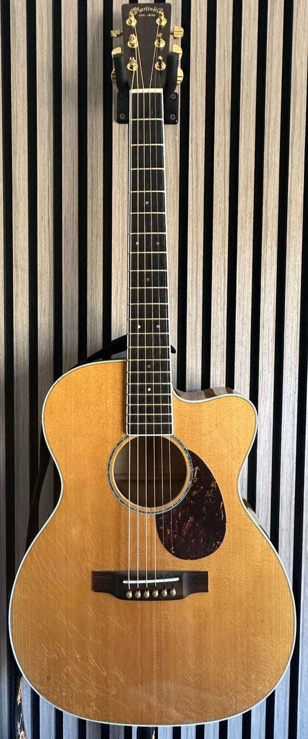 Martin OMC-16E
