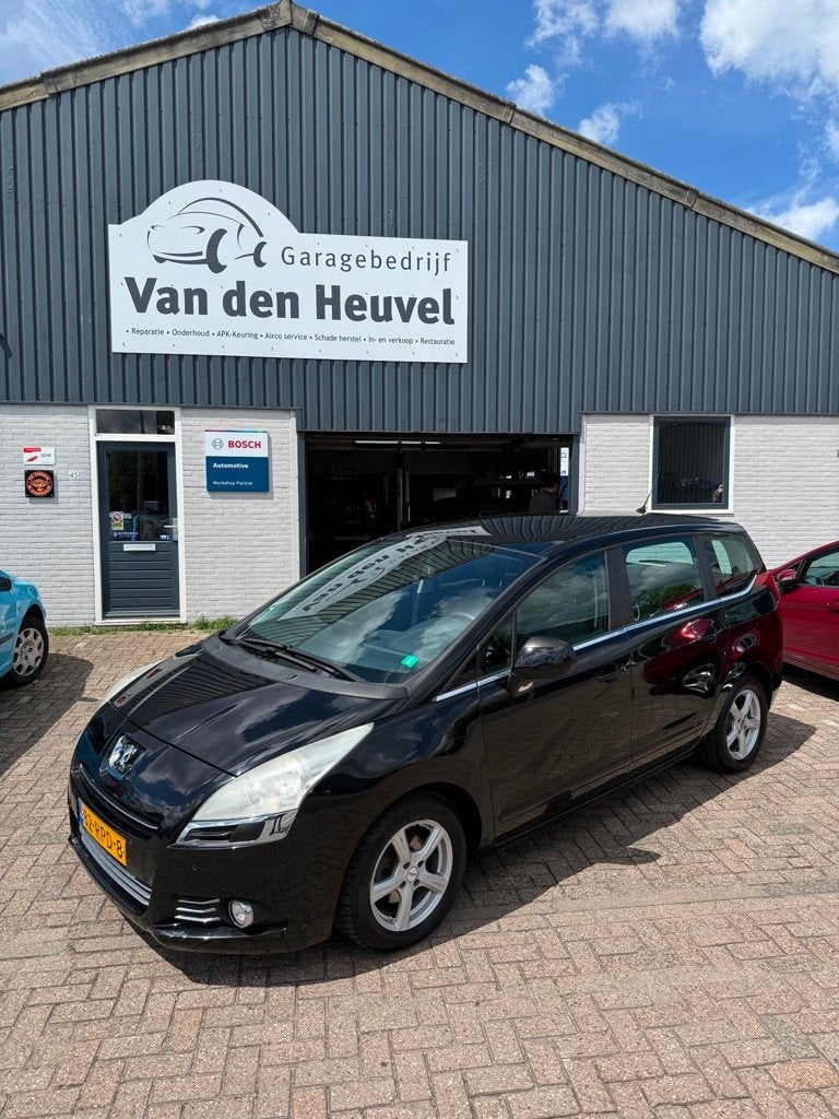 Peugeot 5008 1.6 VTi ST 5p., Voorwielaandrijving, Euro 5, Gebruikt, Zwart
