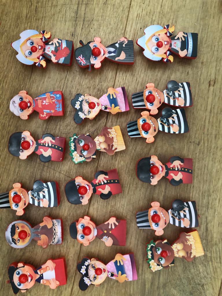 Carnaval festival vingerpoppetjes, Verzamelen, Poppetjes en Figuurtjes, Ophalen of Verzenden, Zo goed als nieuw