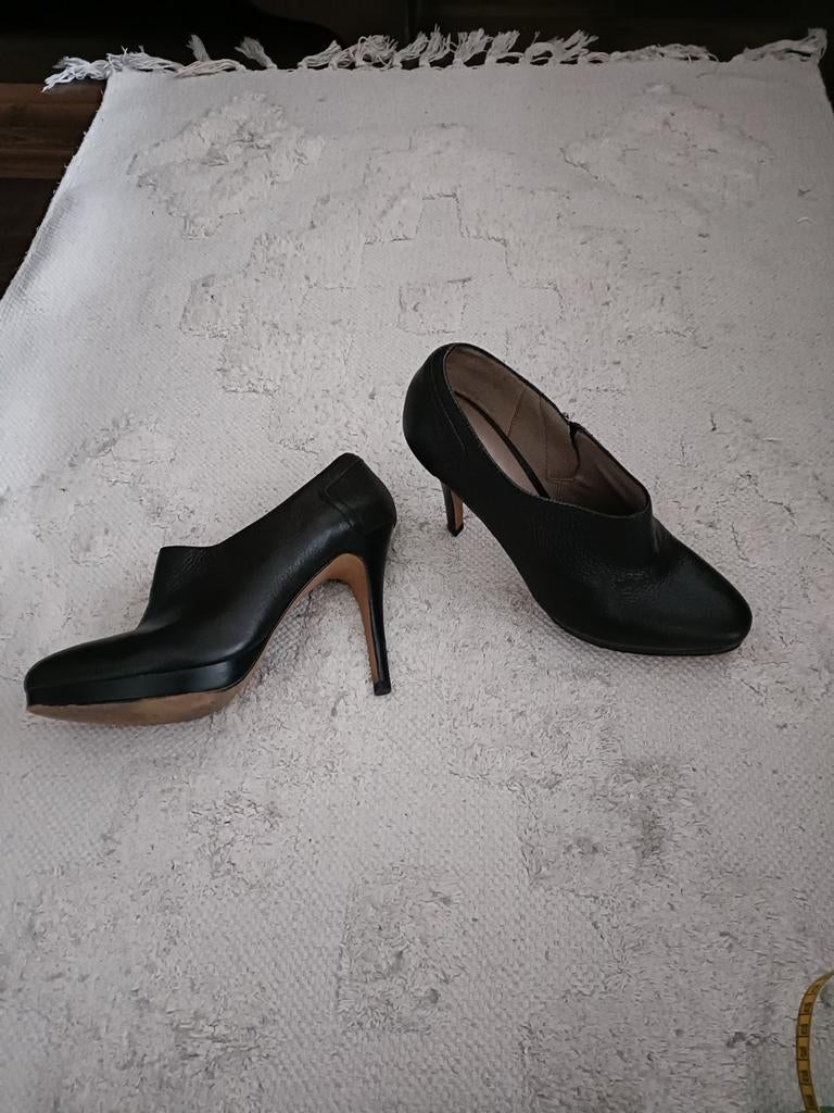 Massimo Dutti 41, Kleding | Dames, Schoenen, Massimo Dutti, Zwart, Ophalen of Verzenden, Zo goed als nieuw