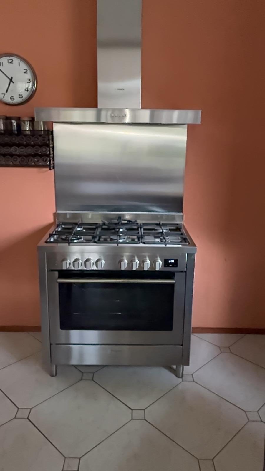 Pelgrim 6 pits Fornuis met Oven en Bosch Afzuigkap, Ophalen, Gebruikt, 60 cm of meer, Grill