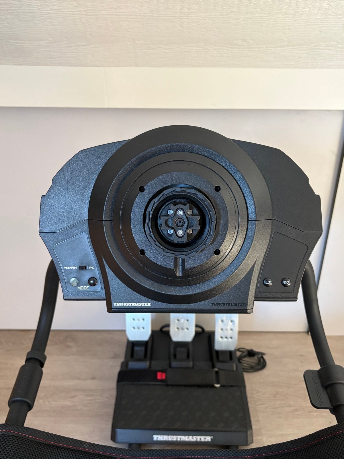 Thrustmaster T300RS Base, Spelcomputers en Games, Spelcomputers | Overige Accessoires, Racestuur, Force feedback, Zo goed als nieuw