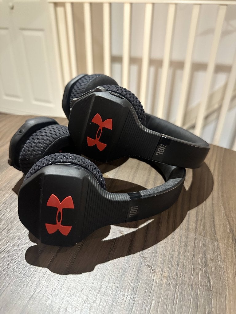 JBL / Under Armour headset, Ophalen of Verzenden, Zo goed als nieuw, Overige merken, Draadloos
