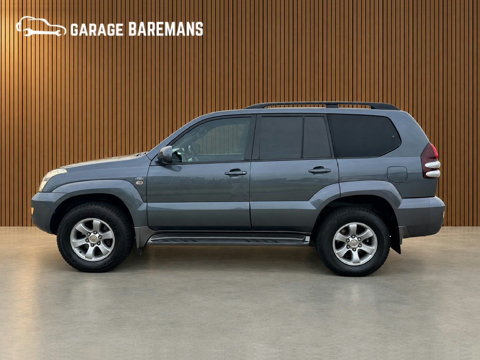 Toyota Land Cruiser 3.0 D-4D SX Edition Window Van, Auto's, Automaat, Gebruikt, 4 cilinders, Bedrijf