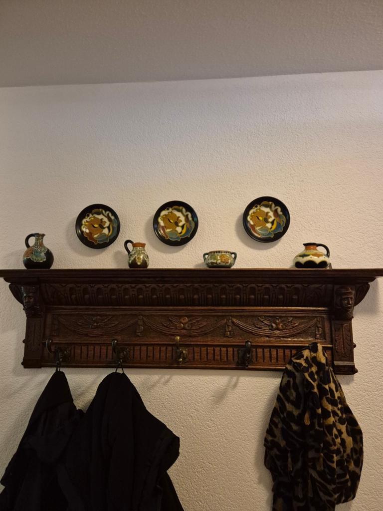 Antieke houten wandkapstok met houtsnijwerk, Huis en Inrichting, Woonaccessoires | Kapstokken, Wandkapstok, Gebruikt, Ophalen of Verzenden