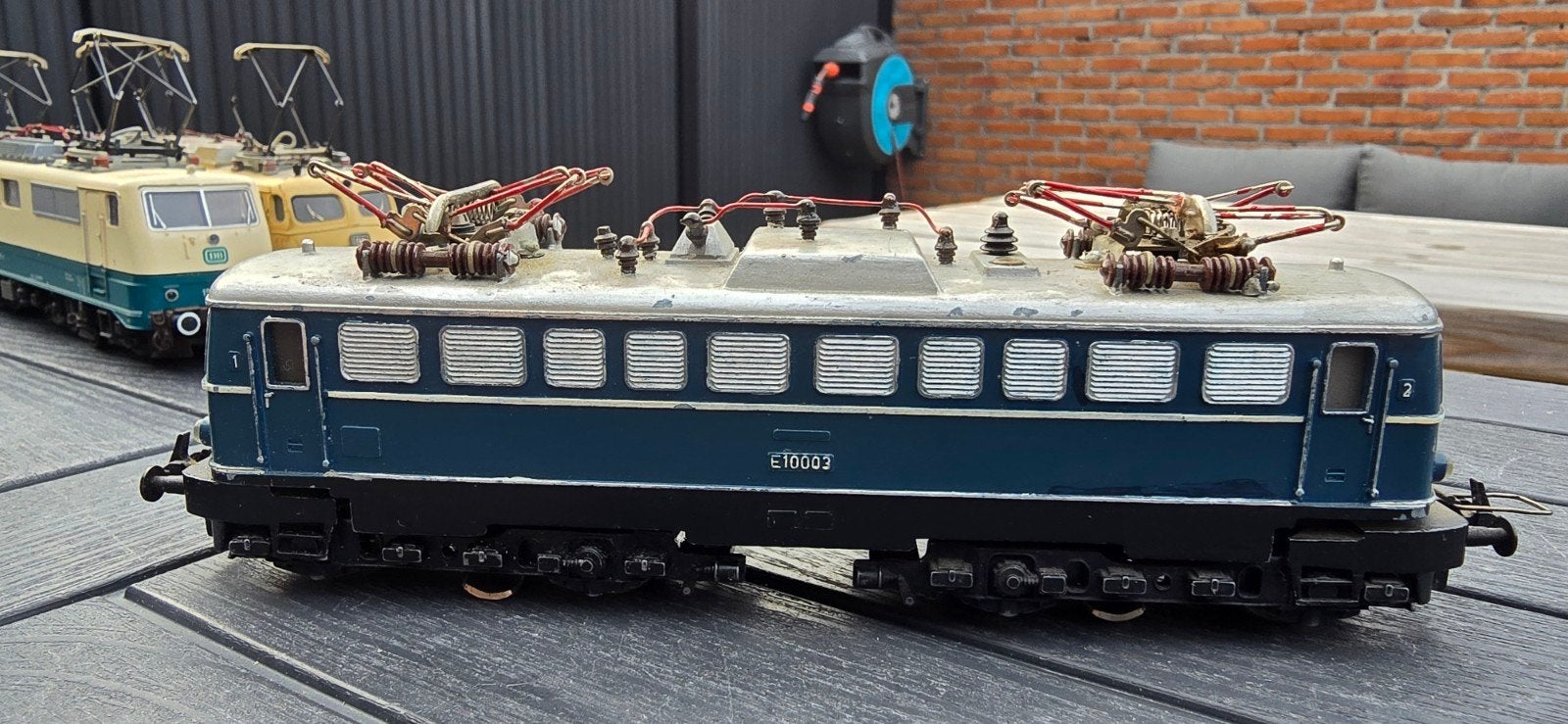 trix express H0 br-e1003 elok blauw., Gebruikt, Trix, Ophalen of Verzenden, Gelijkstroom