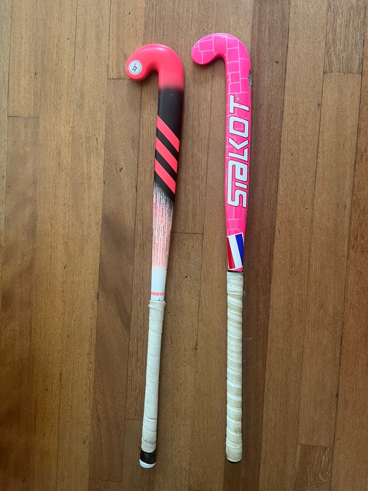 2 hockeysticks 32inch, zaal en veld, Sport en Fitness, Hockey, Ophalen, Gebruikt, Stick