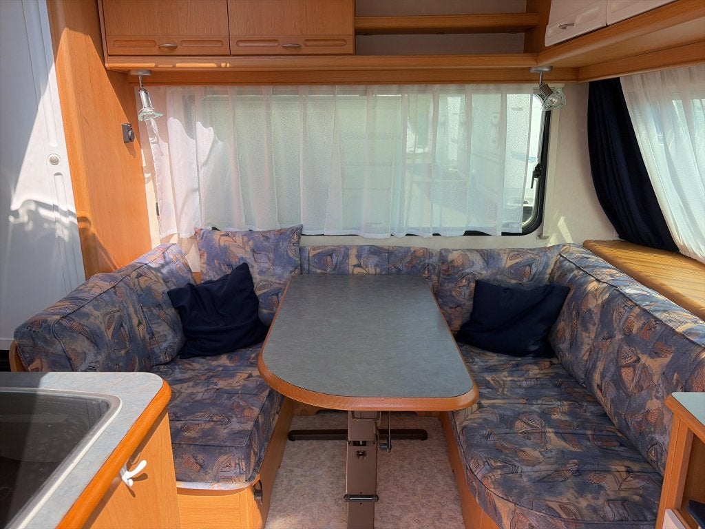 Adria Unica 462 DP Voortent/Fietsdrager, Rondzit, Schokbreker, Bedrijf, 750 - 1000 kg