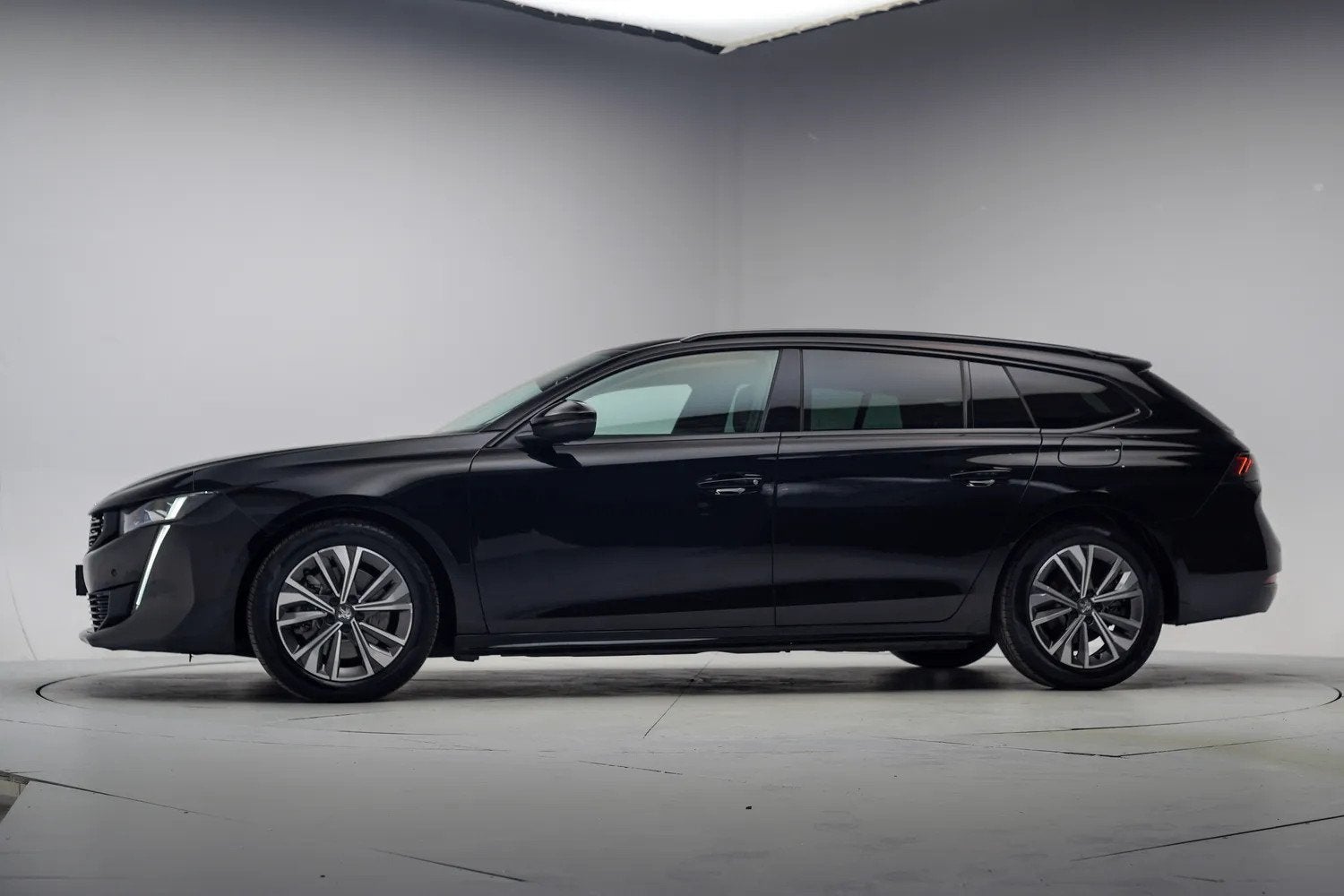 Peugeot 508 SW 1.6 HYbrid PHEV Allure Aut. [ LED Navi Half l, Automaat, Gebruikt, 4 cilinders, 181 pk