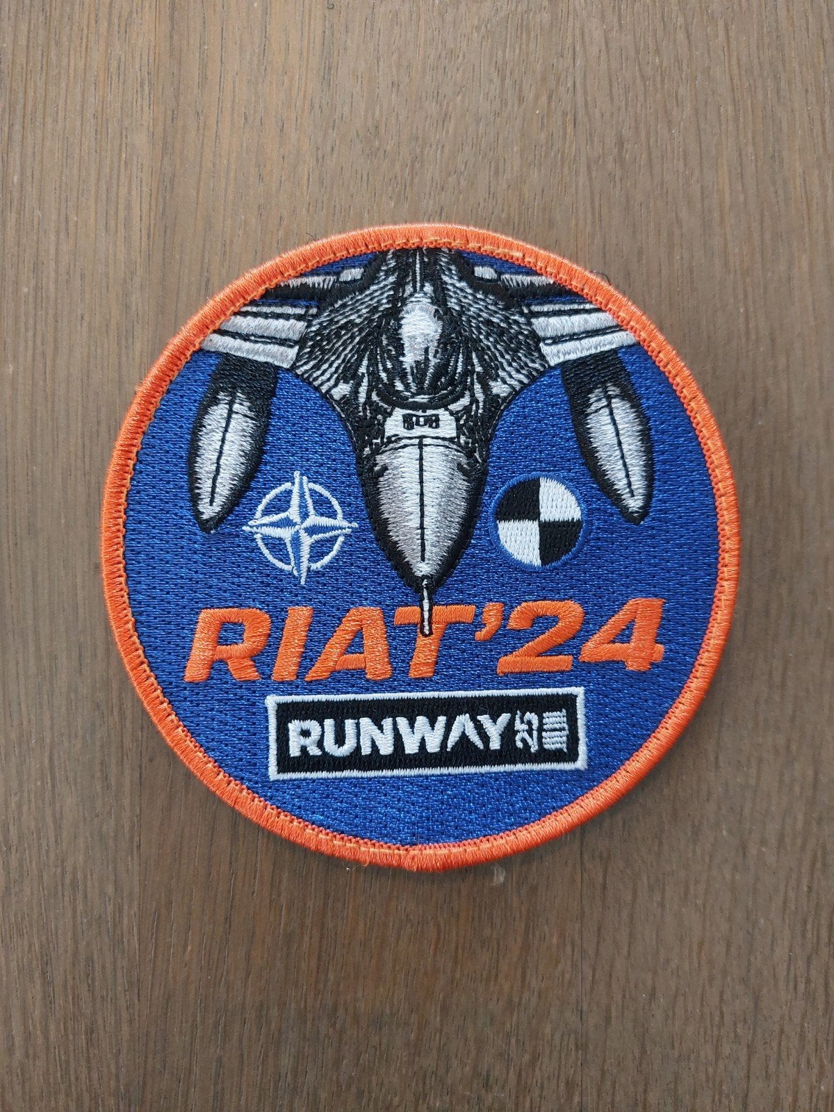 Patch RIAT 24 F-16 klittenband, Ophalen of Verzenden, Luchtmacht, Overige gebieden, Embleem of Badge
