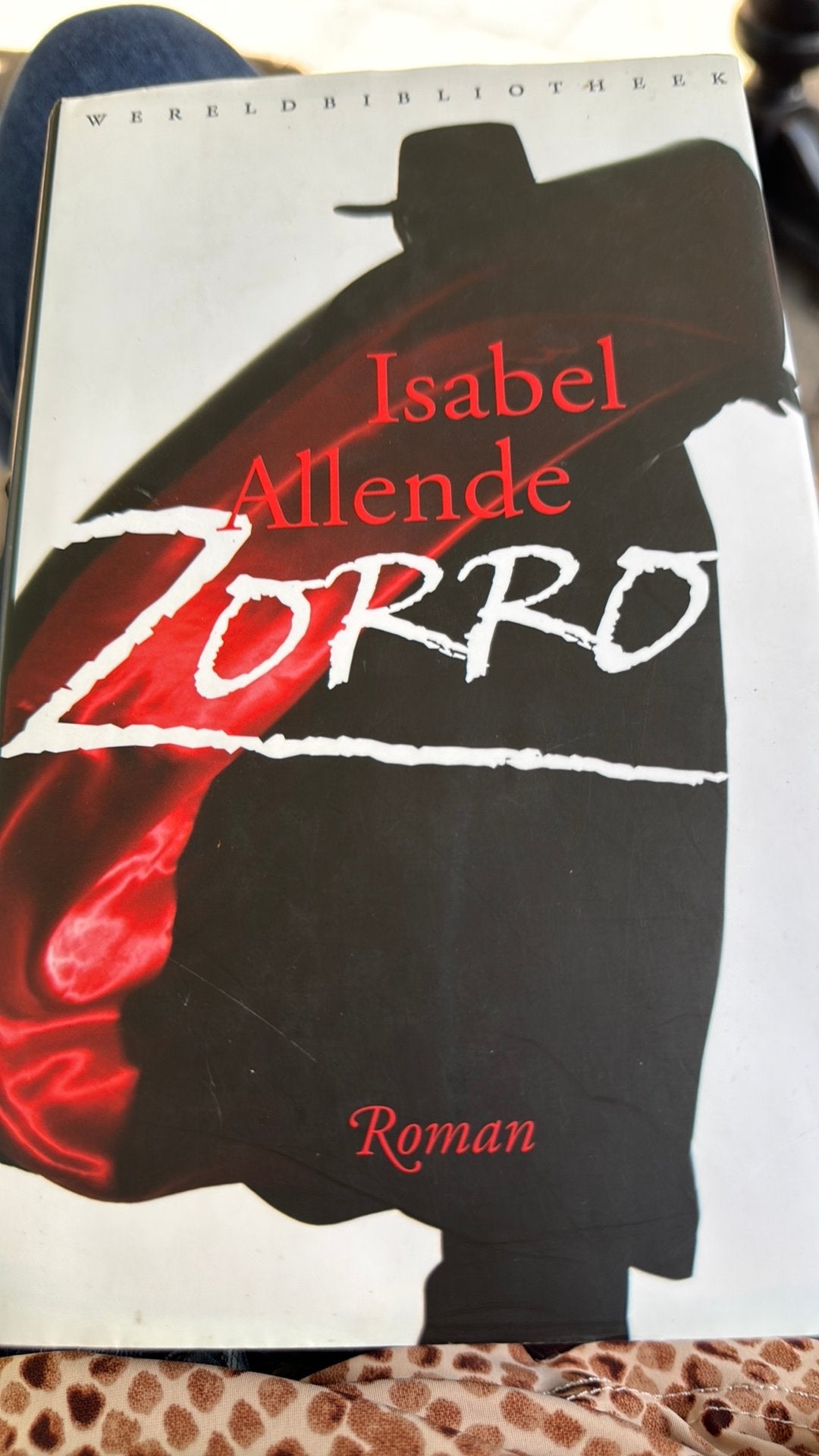 Isabel Allende - Zorro, Ophalen of Verzenden, Zo goed als nieuw, Isabel Allende