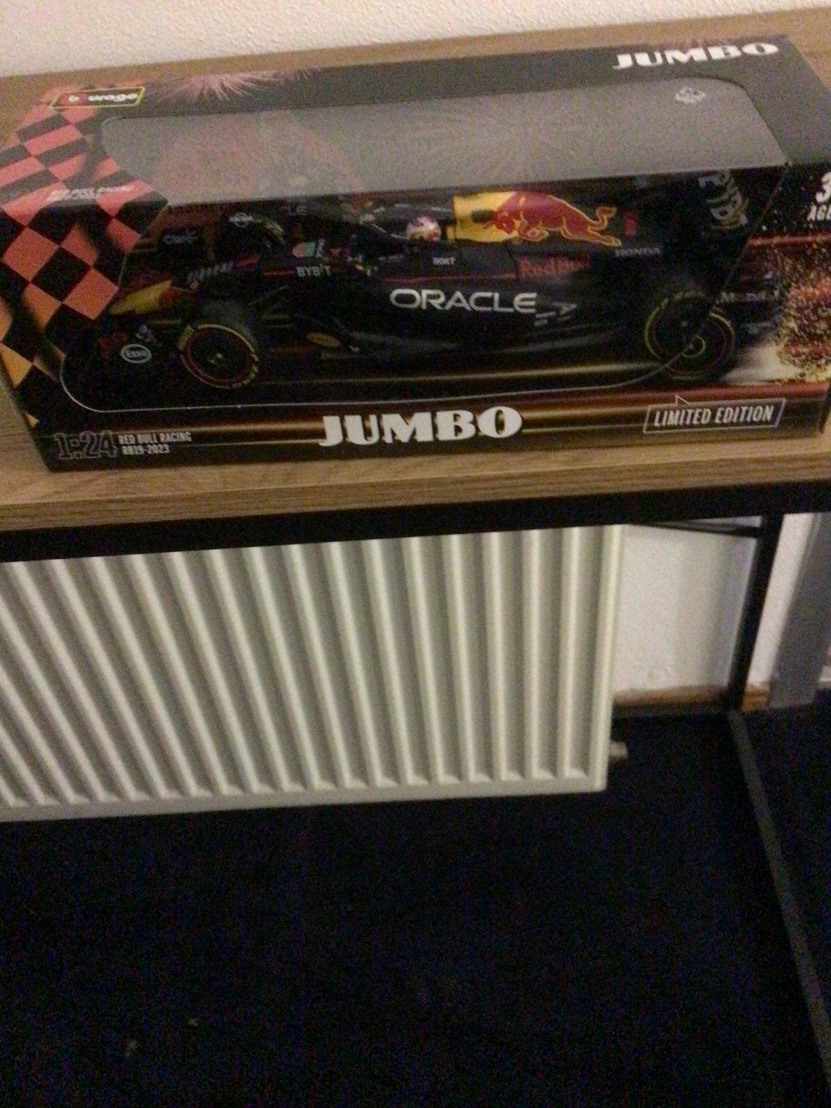 Max Verstappen Red Bull Racing RB19 2023 1:24 Jumbo, Ophalen, Nieuw, Auto