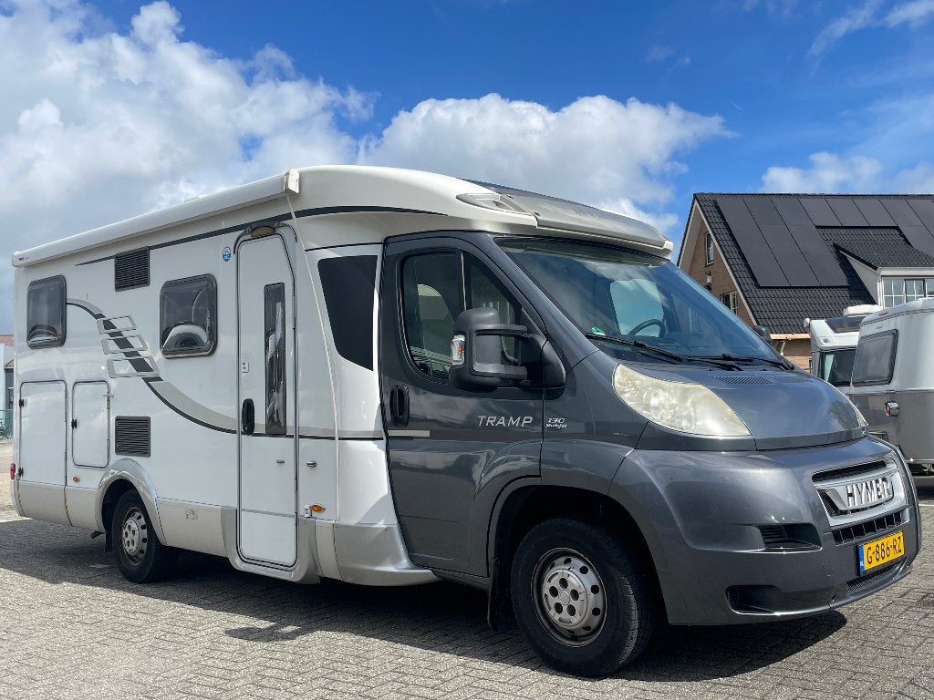Hymer Tramp T578 SCHOTEL/ENKELE BEDDEN/HOGE KOELKAST/, Buscamper of Camperbus, Fiat, Koelkast, Bedrijf