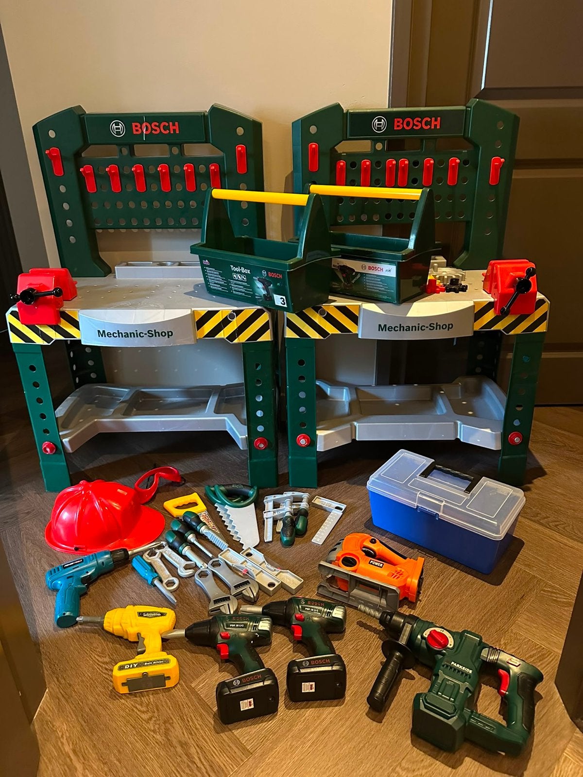 Bosch Werkbanken met veel gereedschap en accessoires, Ophalen, Gebruikt, Knutselen