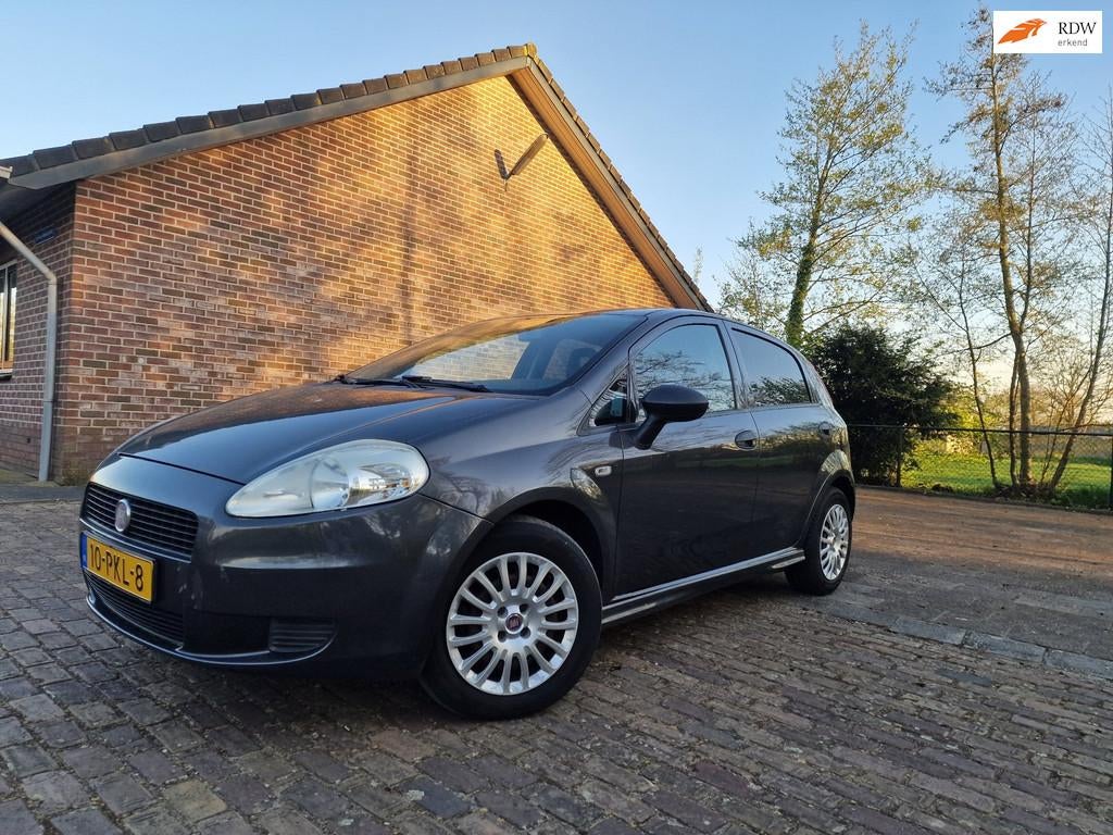 Fiat Grande Punto 1.3 M-Jet Actual PSENSOR AIRCO 2 X SLEUTEL, Auto's, Fiat, Bedrijf, Te koop, Grande Punto, Diesel, Euro 5, A