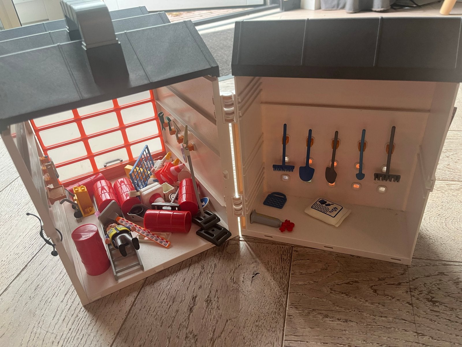 Playmobil Brandweerkazerne met accessoires, Kinderen en Baby's, Ophalen, Gebruikt, Gebouw, Complete set