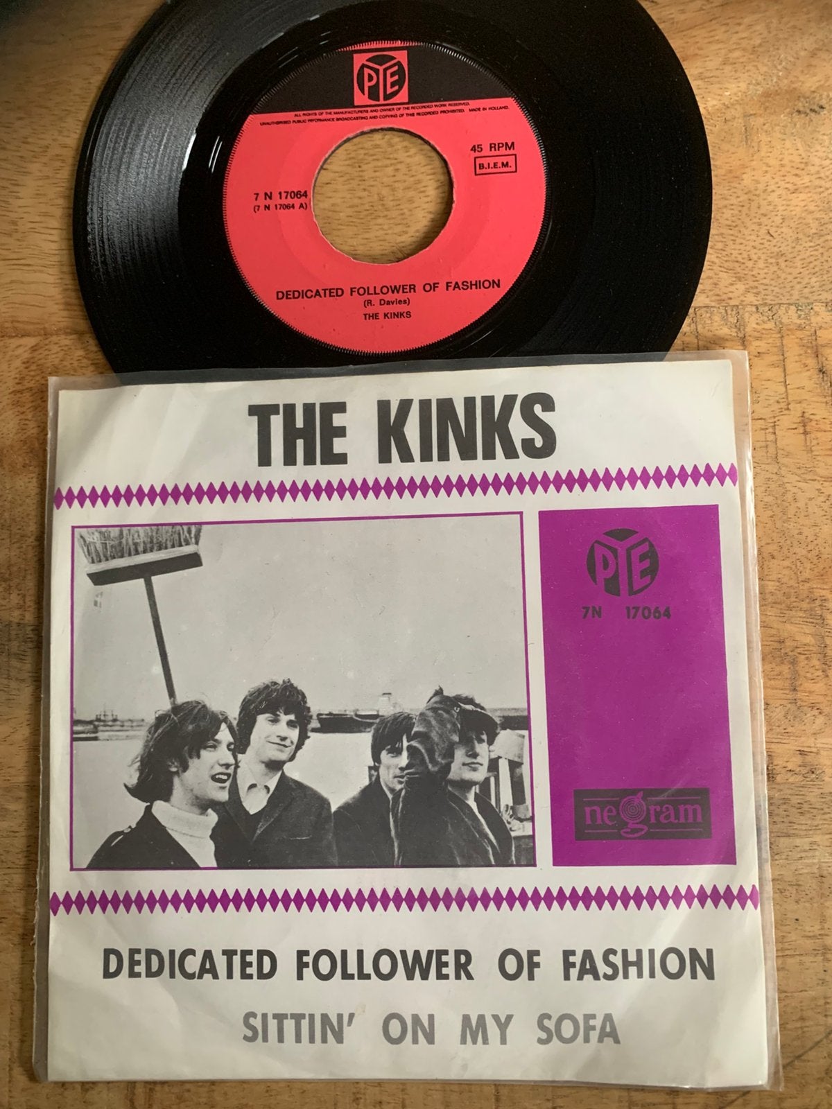 Sixties Beat The Kinks Dedicated Follower of Fashion, Ophalen of Verzenden, Gebruikt, Pop