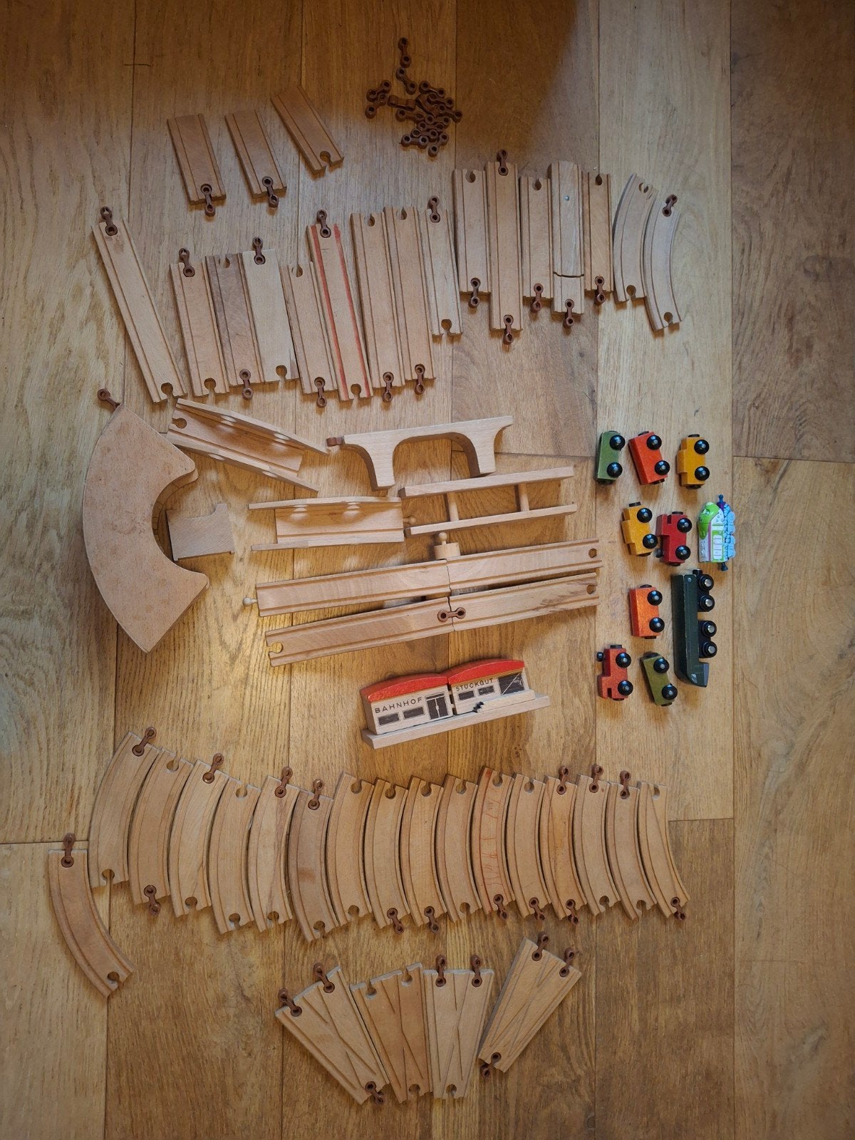 Grote houten treinbaan set met treinen en accessoires, Ophalen of Verzenden, Gebruikt
