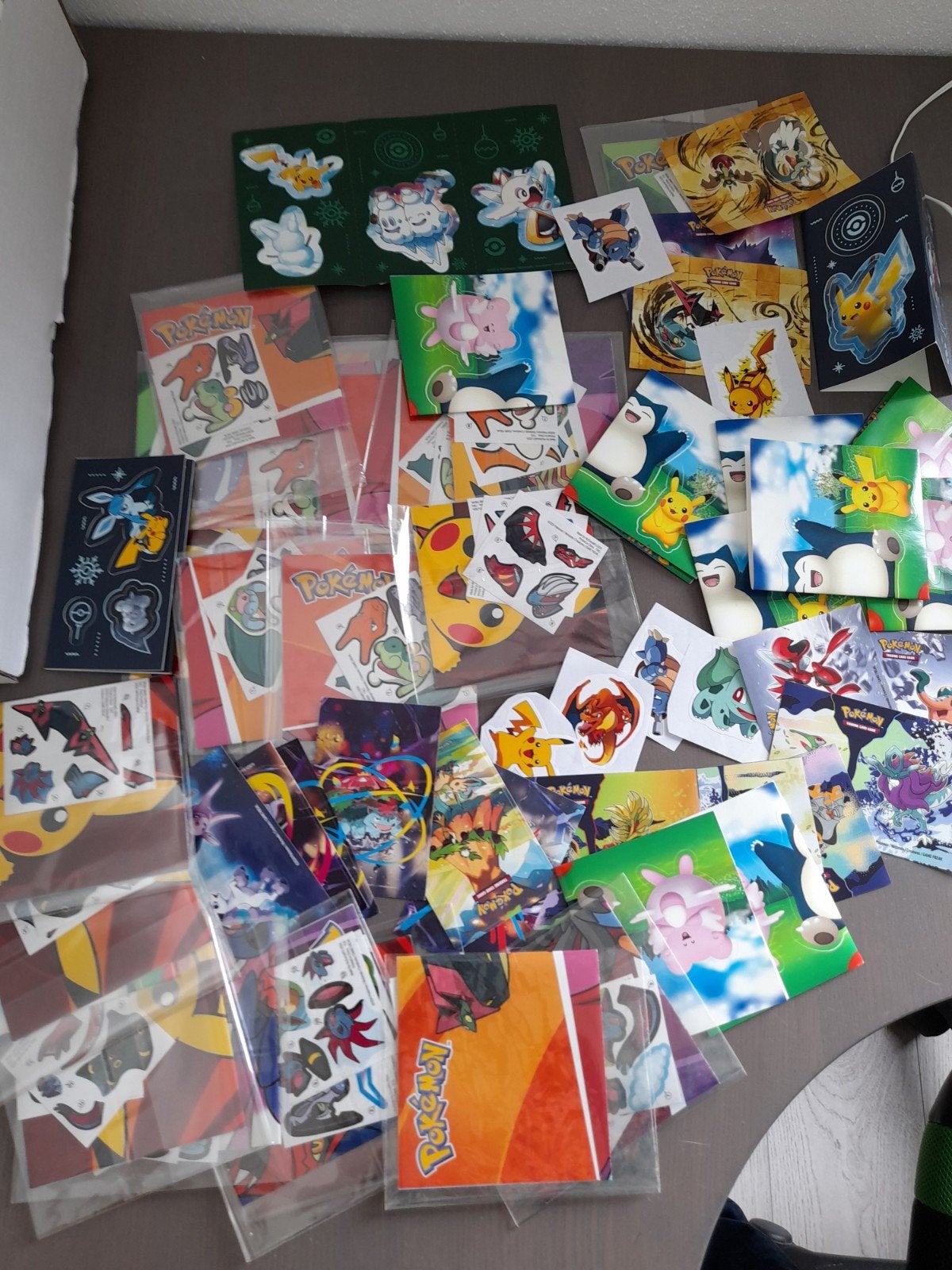 Verzameling stickers van pokemon, Ophalen of Verzenden, Nieuw, Meerdere stickers