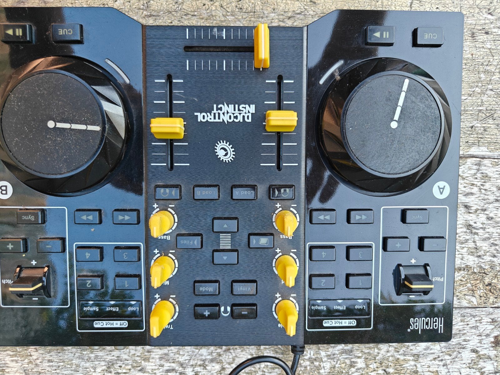 Hercules DJControl Instinct DJ-controller, Ophalen, Gebruikt, Dj-set, Overige merken
