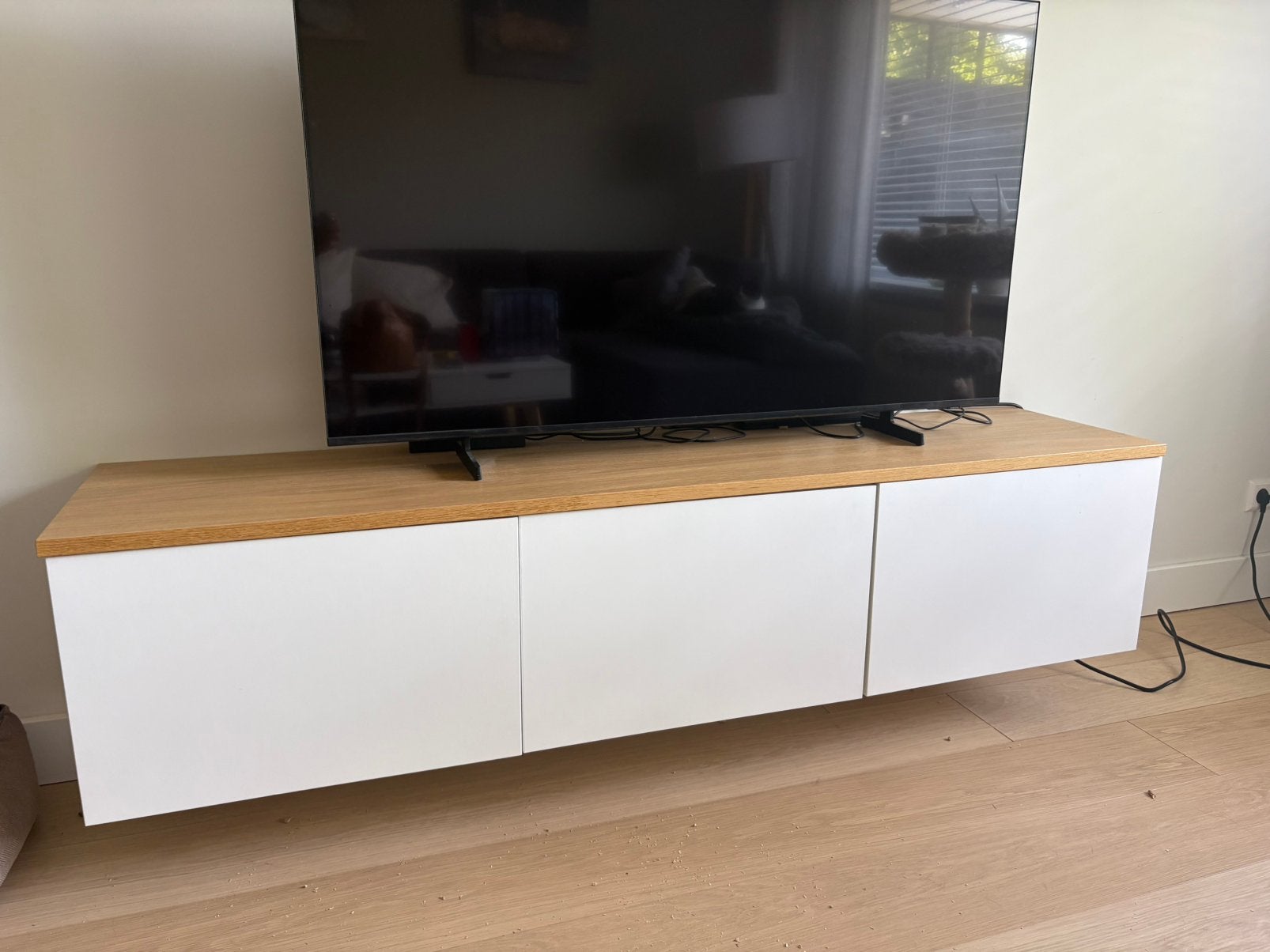 TV / dressoir kast wit met blank eiken, Huis en Inrichting, Ophalen, Overige materialen, Zo goed als nieuw, 200 cm of meer