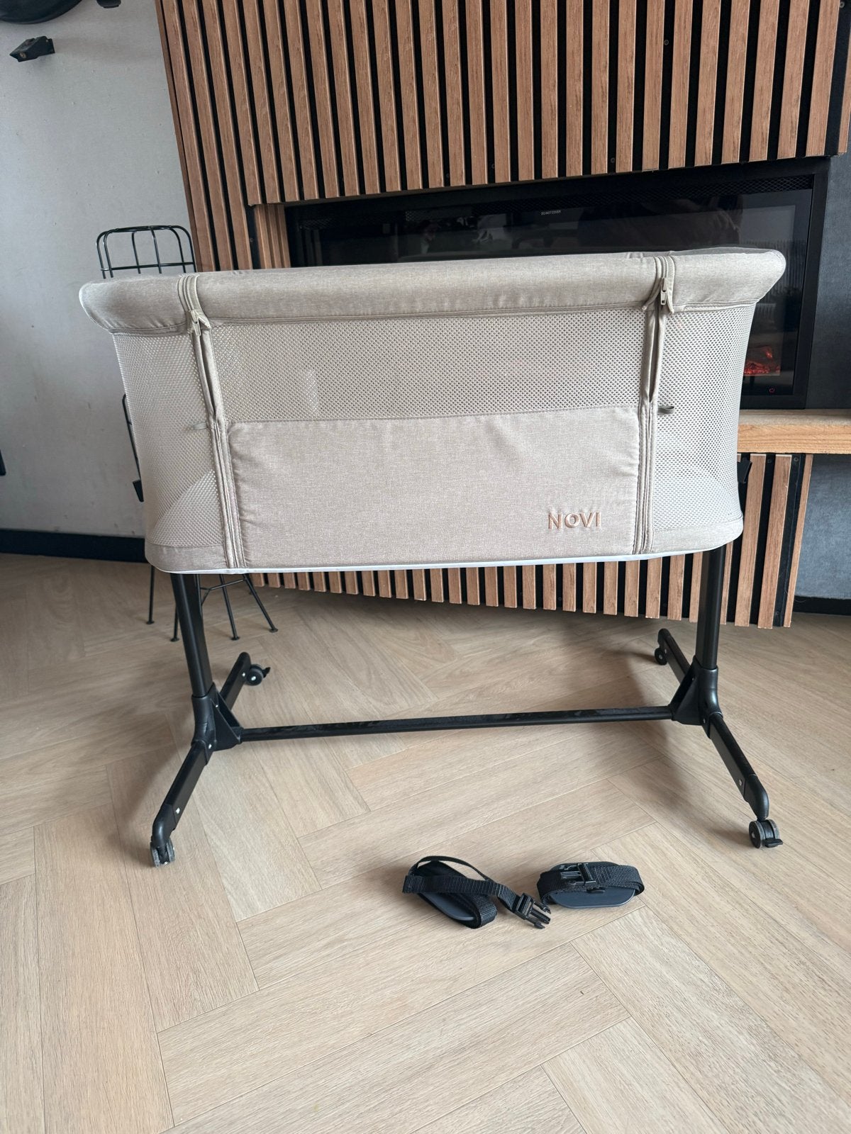 Novi Baby Amy Air+ Co-sleeper Taupe - Ademend & Verstelbaar, Novi, Novi, Wieg, Ophalen of Verzenden