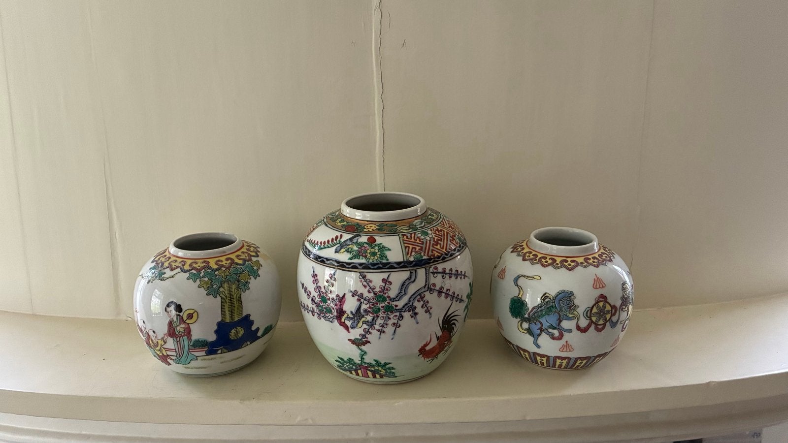 Set van 3 Chinese gemberpotten met handgeschilderde decorati, Ophalen