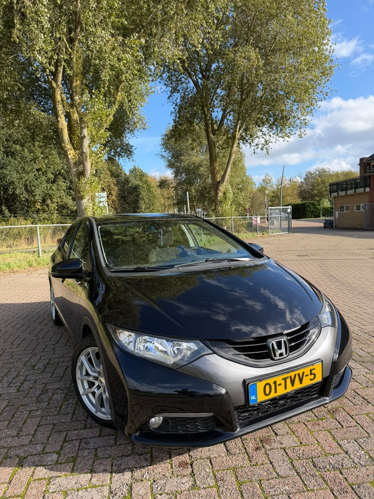 Honda Civic 1.8 142pk Aut 2012 Zwart, Auto's, 4 cilinders, Zwart, Origineel Nederlands, 1000 kg